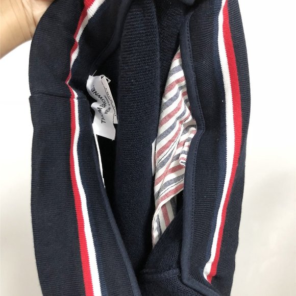 Thom Browne Navy Four Stripes Knitted Sports Shorts - Picture 3 of 8